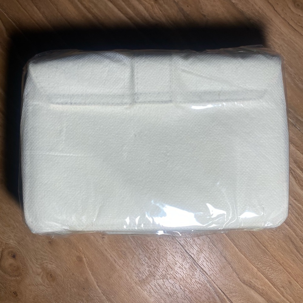 Two small, cute MC purses. - Picture 5 of 5